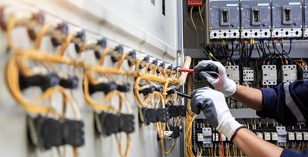 Professional Electrician technician working in Harper, TX